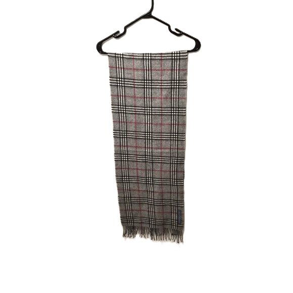 Baby Alpaca Scarf Hand-Finished in Peru Tartan Plaid in Soft Gray Preppy Luxury - Picture 4 of 4